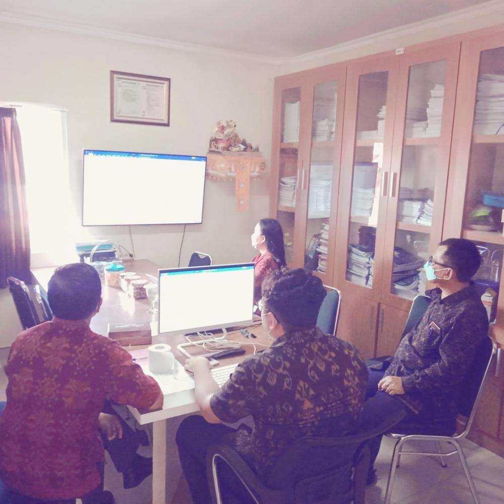 Rapat Kerja Pembuatan Draft Dokumen Manajemen Berbasis Risiko Universitas Warmadewa Tahun 2022